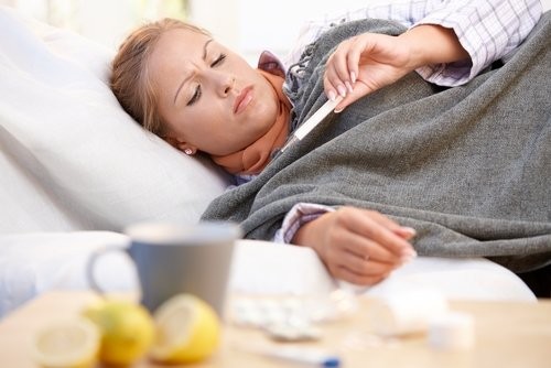 Эксперты назвали эффективные домашние средства от простуды